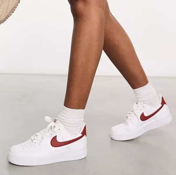 Nike Air Force 1 '07 Sneakers White Rust Orange NEW - Picture 3 of 9